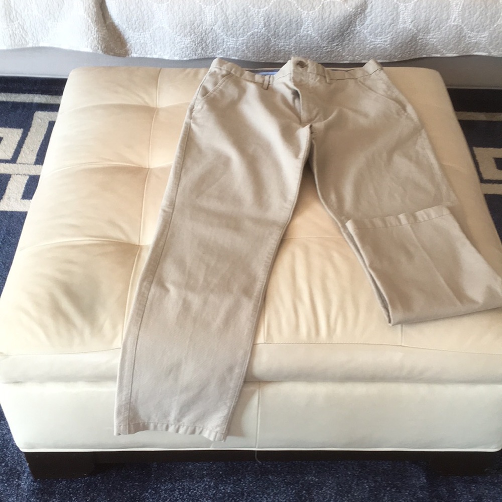 Men’s khakis